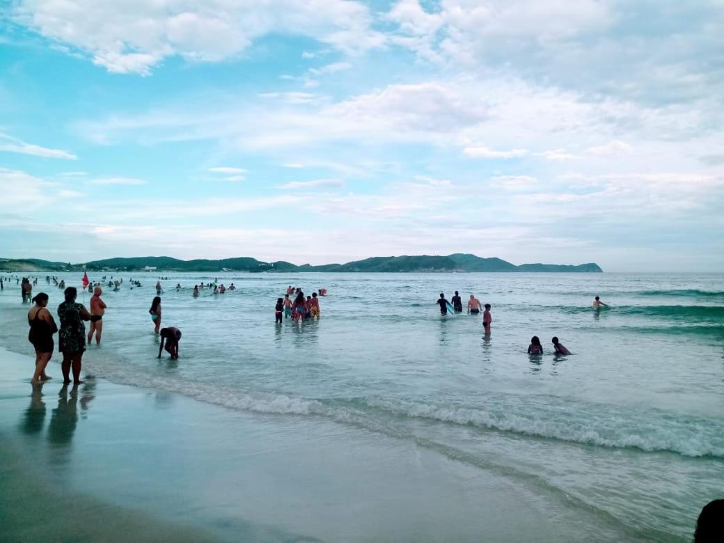 Apartamento Mobiliado 10 Minutos Da Praia Do Forte Cabo Frío Exterior foto